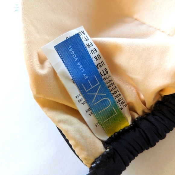 LUXE by Lisa Vogel Bikini Black Top 🖤 Crystal embellished US 12 Cup sizes B - C - Picture 4 of 7